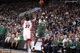 湛的脚下技 湛的脚下技